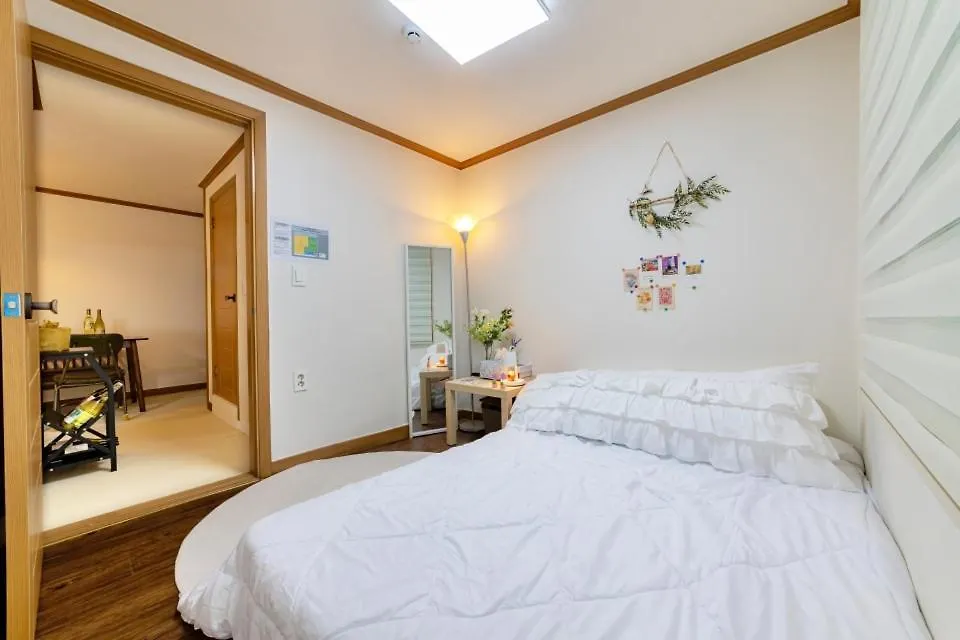 Sillim House Apartment Seoul