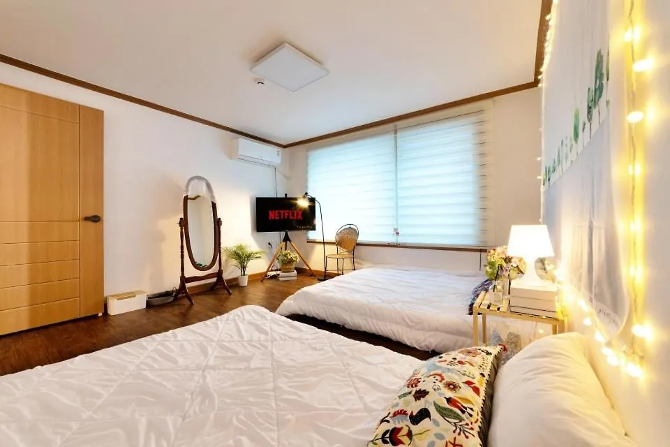 Sillim House Apartment Seoul